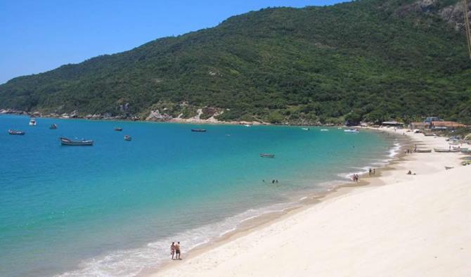 Apto A 70 Metros Da Praia, Piscina, 03 Ar Condicionados, Vaga De Garagem Florianópolis Eksteriør billede