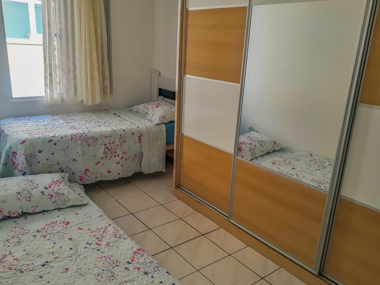 Apto A 70 Metros Da Praia, Piscina, 03 Ar Condicionados, Vaga De Garagem Florianópolis Eksteriør billede